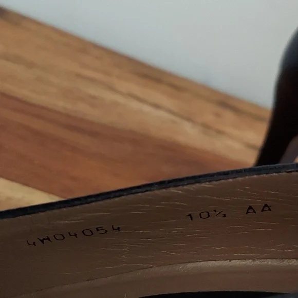 Vintage Stuart Weitzman Ossarah Chex Calf Heels 10.5 AA Womens Black - Picture 10 of 13